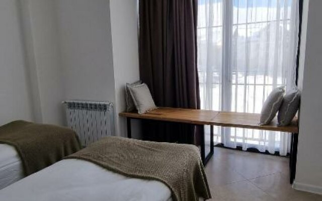 Luxurious 2Br Apartment With Mountain Piste View, Close To Main Gondola