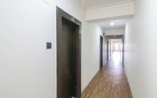 OYO 24161 Hotel Centre Point