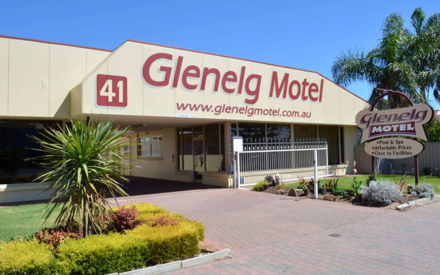 Glenelg Motel