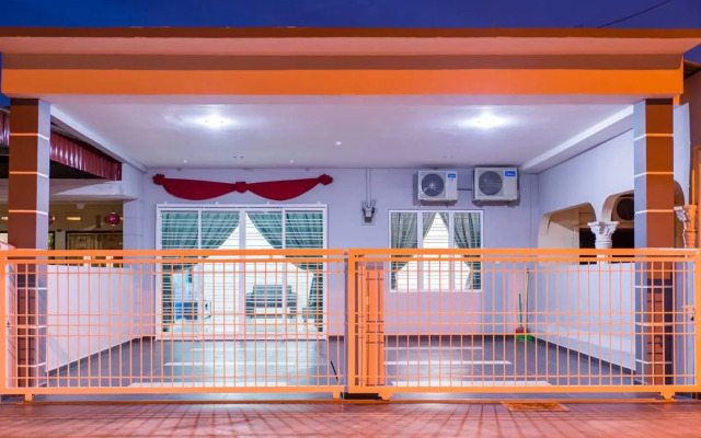 Homely Vacation House