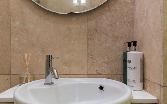 Beautiful studio near Clapham Common