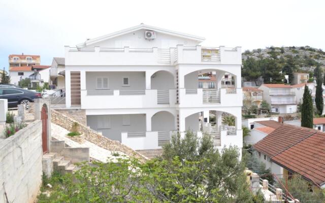 House with Sea View