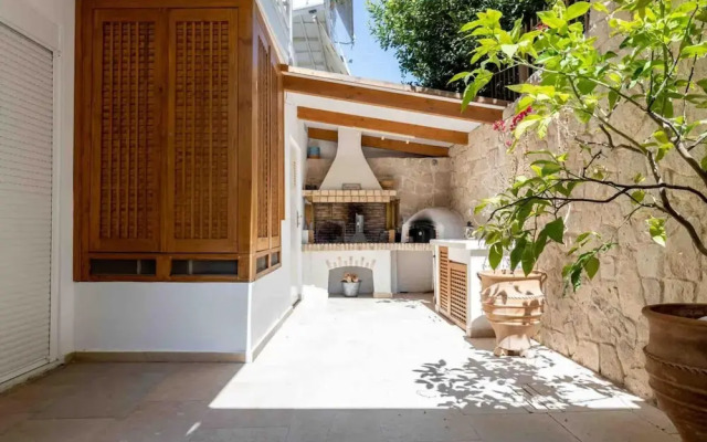 The Garden House at Alimos