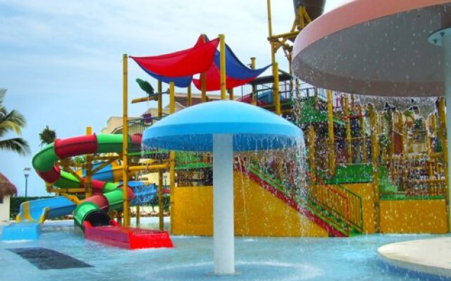 Sea Adventure Resort & Waterpark All Inclusive