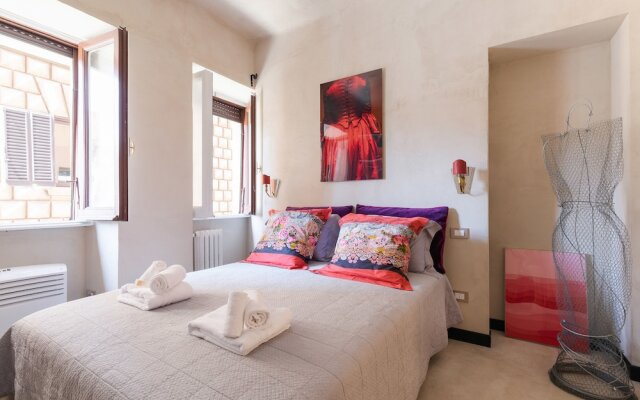 Rome as you feel - Torre Argentina Art Apartment