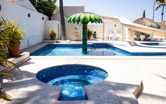 Hotel Sands Arenas