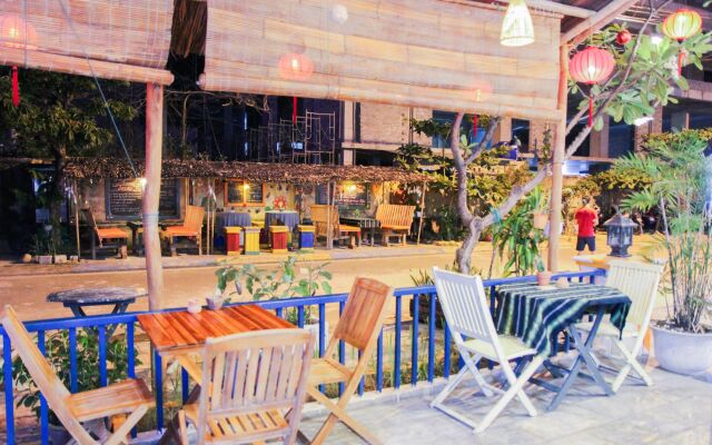 Cavilla Hotel & Apartment