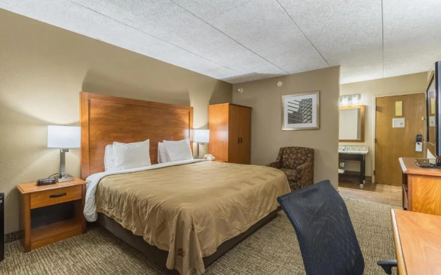 Econo Lodge Wickliffe - Cleveland East