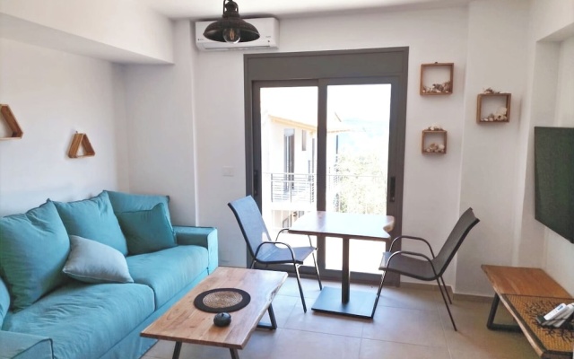 Viki's Sea View Apartment