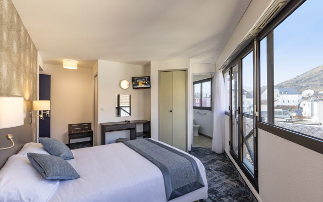 Hotel National