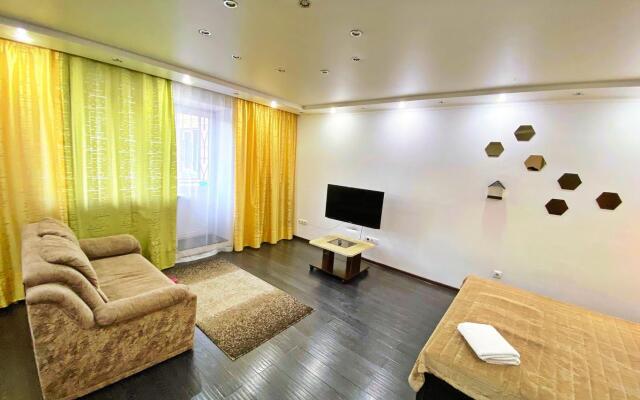 Апартаменты Байкал на улице Декабристов 38