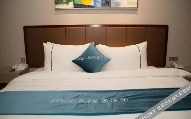 Pollman HFX Hotel