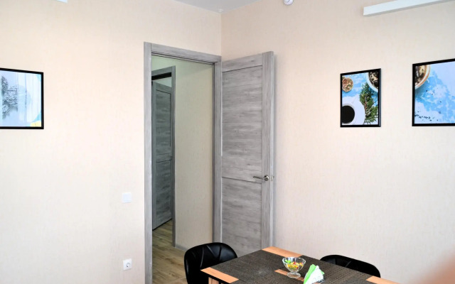 ЭмиЛи на улице Ленинградская 28