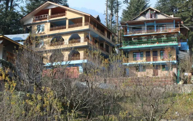 Guru Chaya Cottage