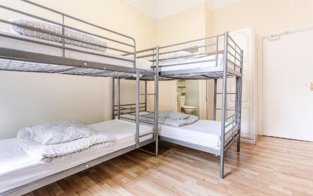 Atlas Hostel