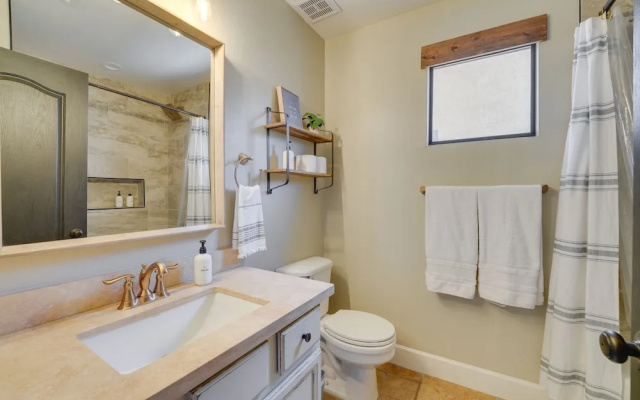 Near Golf & Hikes! Poolside Retreat in Phoenix