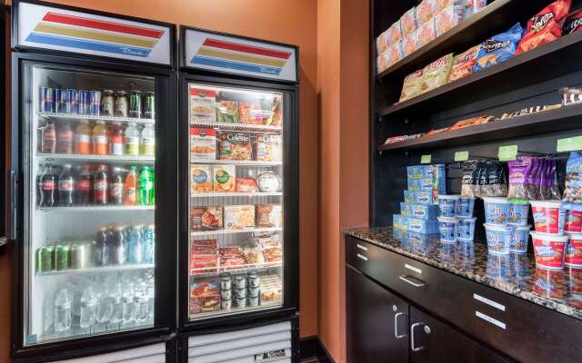 La Quinta Inn & Suites by Wyndham Auburn