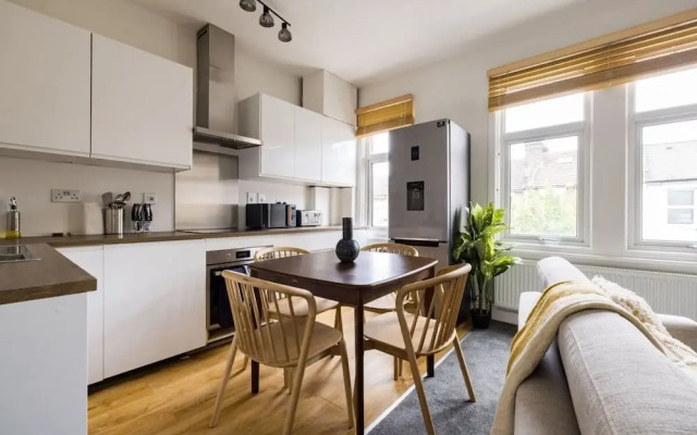 The Kensal Rise Nook - Contemporary 2bdr Flat
