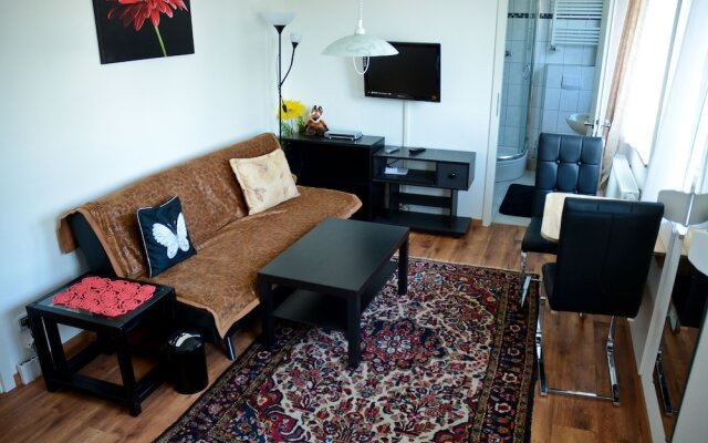 Apartments Reutlinger Strasse