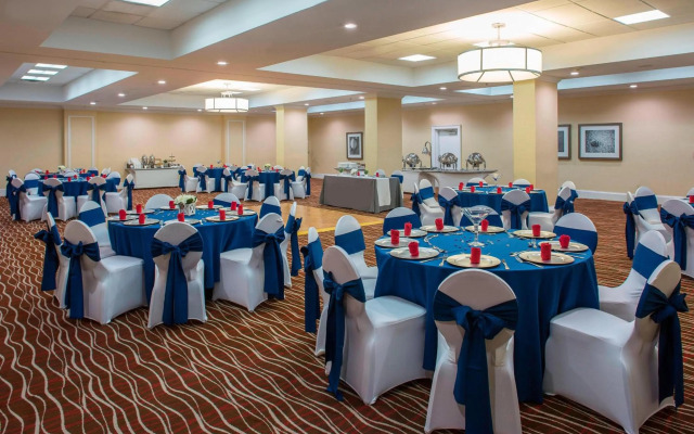 Four Points by Sheraton Suites Tampa Airport Westshore