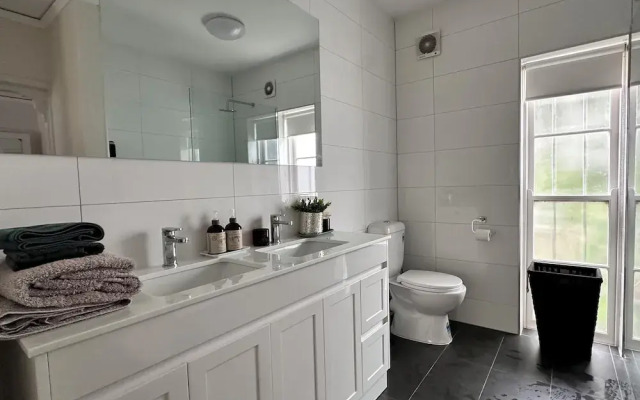 Toorak Executive & Corporate Residence