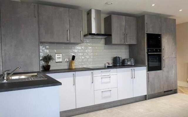Roomotel - Sir Robert Peel Court