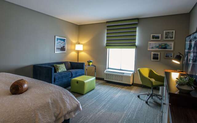 Hampton Inn & Suites Foxborough/Mansfield