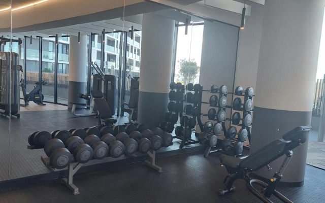 Modern 1 Bedroom Executive Apartment in Waterfall