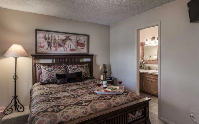 Aspen Run Condo 2B - Two Bedroom Condo