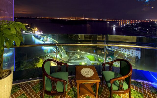 Ninh Kieu Riverside Hotel