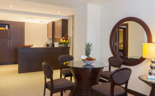 Flora Park Deluxe Hotel Apartments