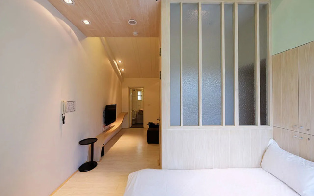 Pisces on the 6th and Breakfast