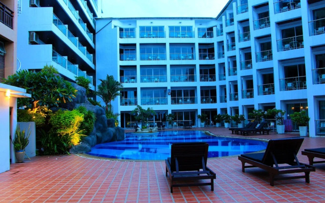 Dragon Beach Resort Jomtien Pattaya