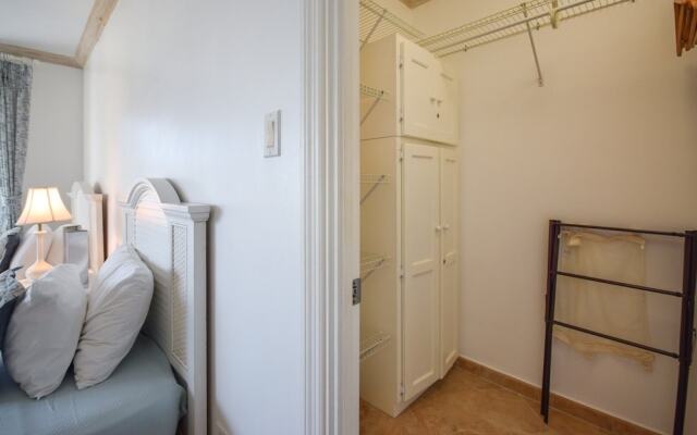 Modern 2-bed Apt Near Beach In St. Lawrence Gap 2 Bedroom Apts by Bluescape