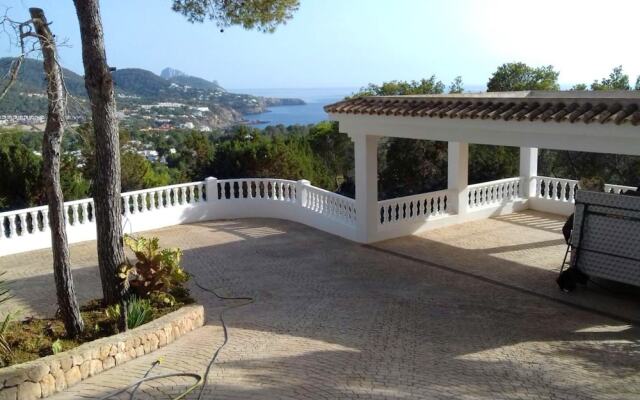 Villa With 4 Bedrooms in Sant Josep de sa Talaia, With Wonderful sea V