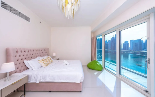 Tanin - Luxury Waterfront Apt with Stunning Marina Views