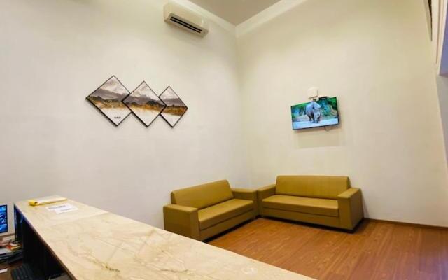 Hotel Plaza Heights by RAK Rooms