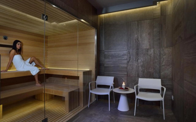 Embassy Hotel & SPA