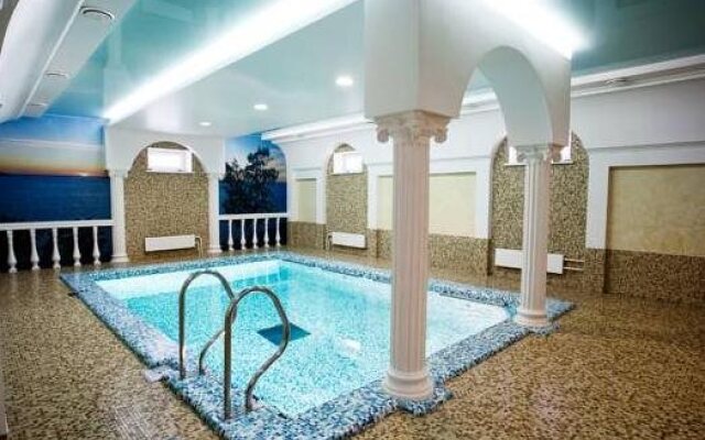 Tri Sosny Hotel