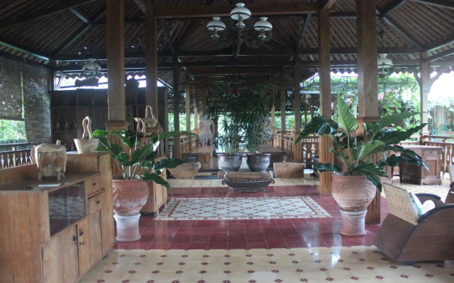 Joglo Ayem Tentrem
