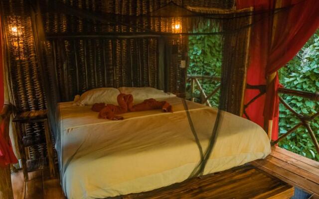 Dominican Tree House Village