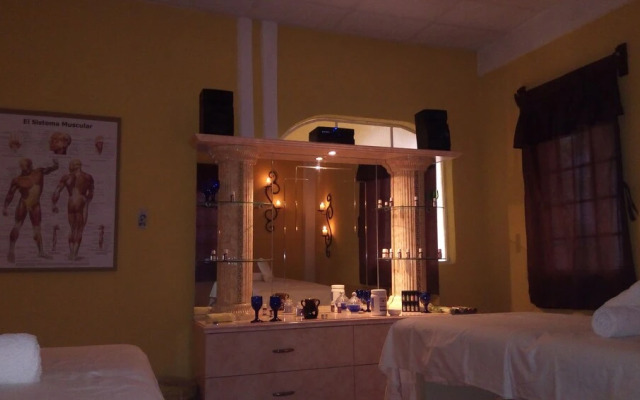 Relax House