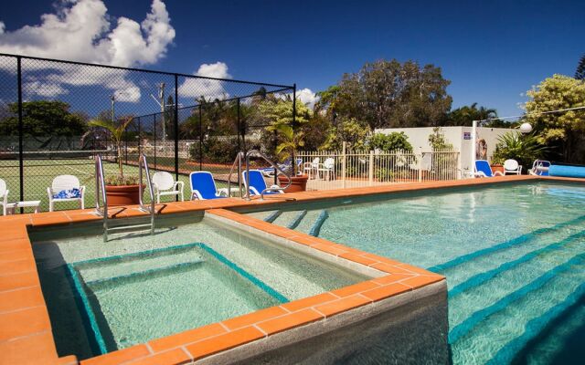 Elouera Tower Beachfront Apartments