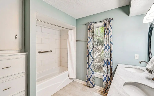 Charming Pinehurst Getaway w/ Golf Course View!