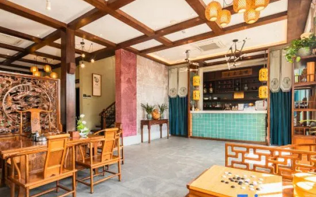 Star Lake Lanyue Song Culture Guesthouse (Zhaoqing Qixingyan Scenic Area)