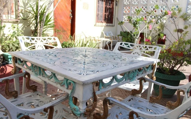 Cancun Guest House 6