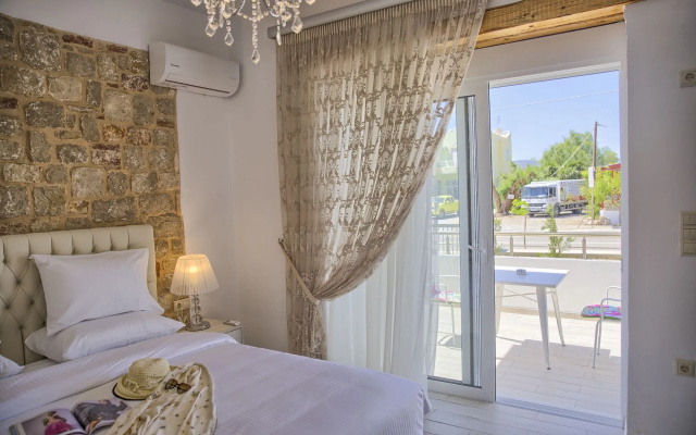 G&K Stone Suites