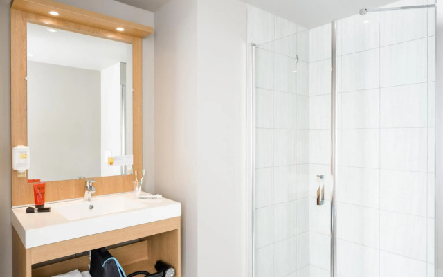 The Social Hub Paris La Defense