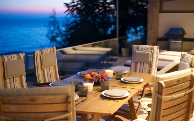 Infinity Beach House