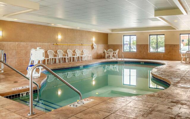 Sleep Inn & Suites Airport